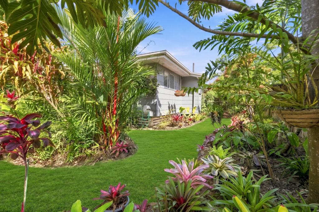 93 Greenslopes St, Edge Hill, QLD 4870
