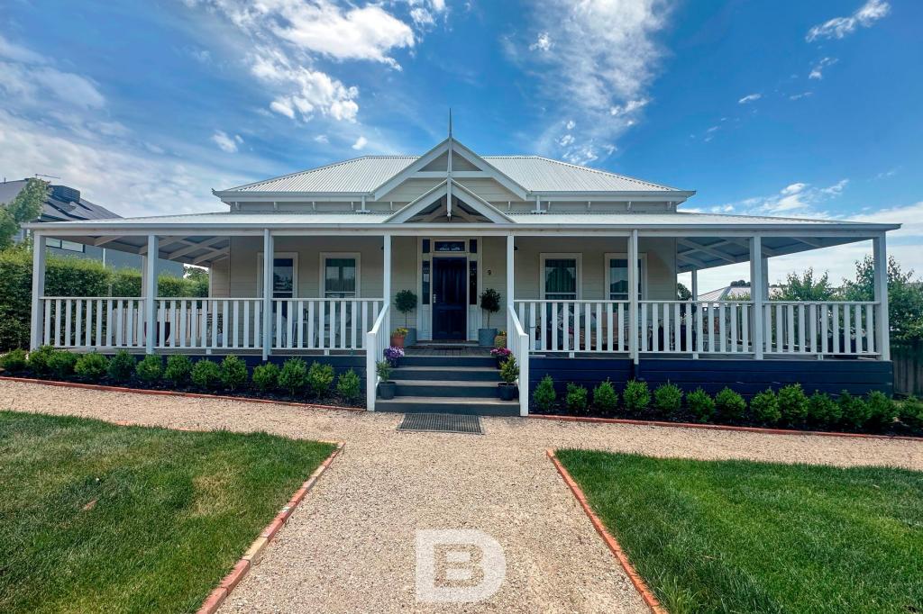 9 Dianella Ct, Woodend, VIC 3442