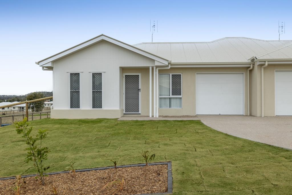 1/23 Aquila Dr, Meringandan West, QLD 4352