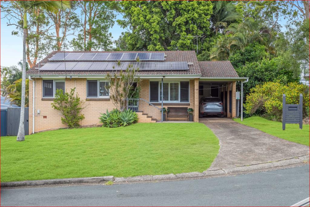 18 Caladenia Ct, Everton Hills, QLD 4053