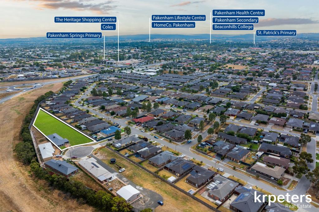 4 Tomer Pl, Pakenham, VIC 3810