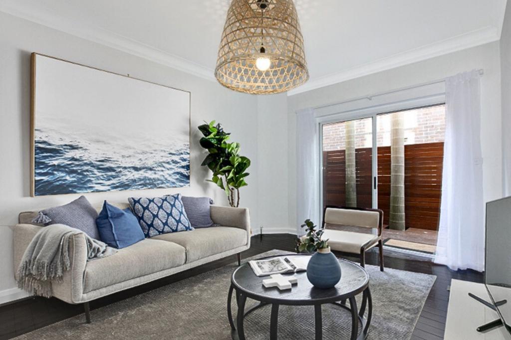 2/15 Sir Thomas Mitchell Rd, Bondi Beach, NSW 2026