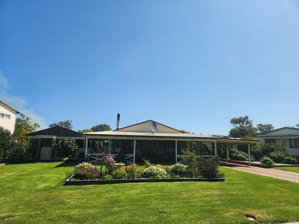 3 Vista St, Walpole, WA 6398