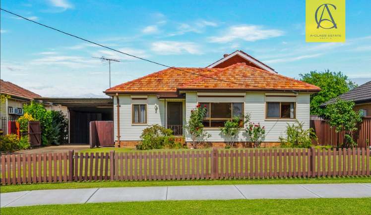 2 Brelogail St, Northmead, NSW 2152