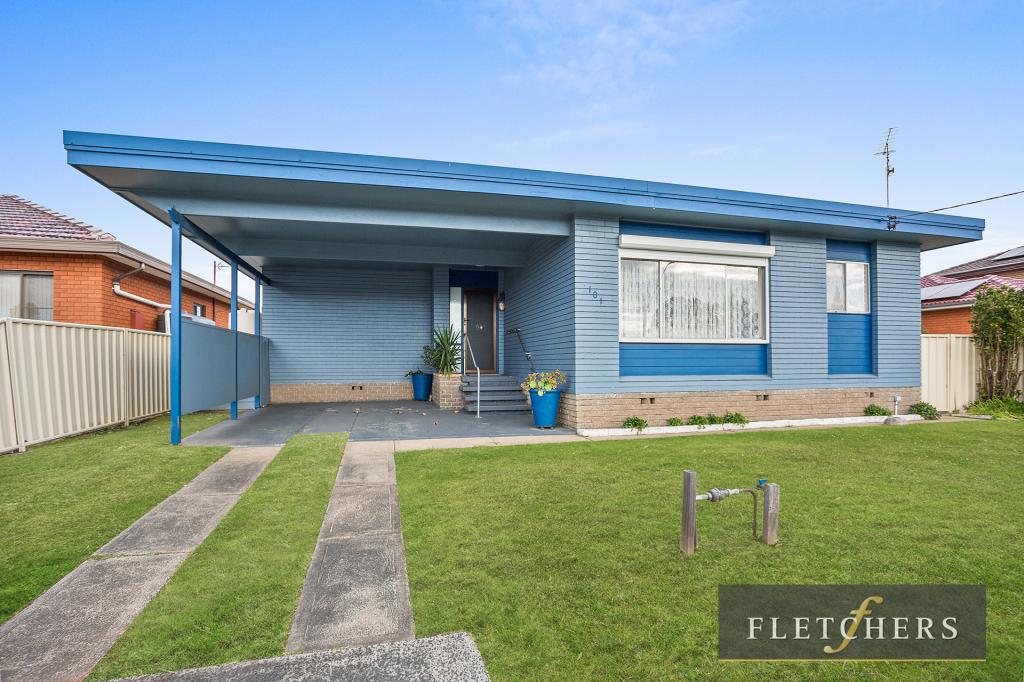 101 Lake Entrance Rd, Barrack Heights, NSW 2528