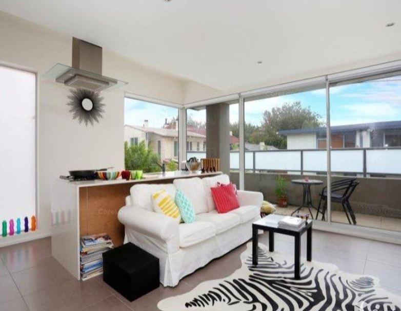 9/24 Pine Ave, Elwood, VIC 3184