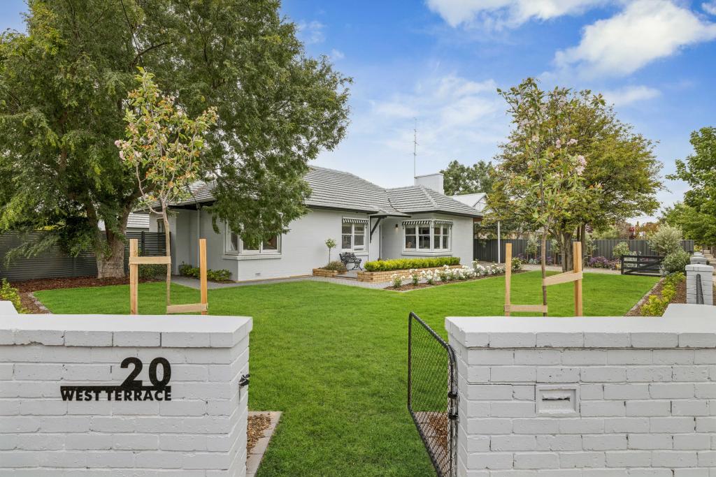 20 West Tce, Strathalbyn, SA 5255