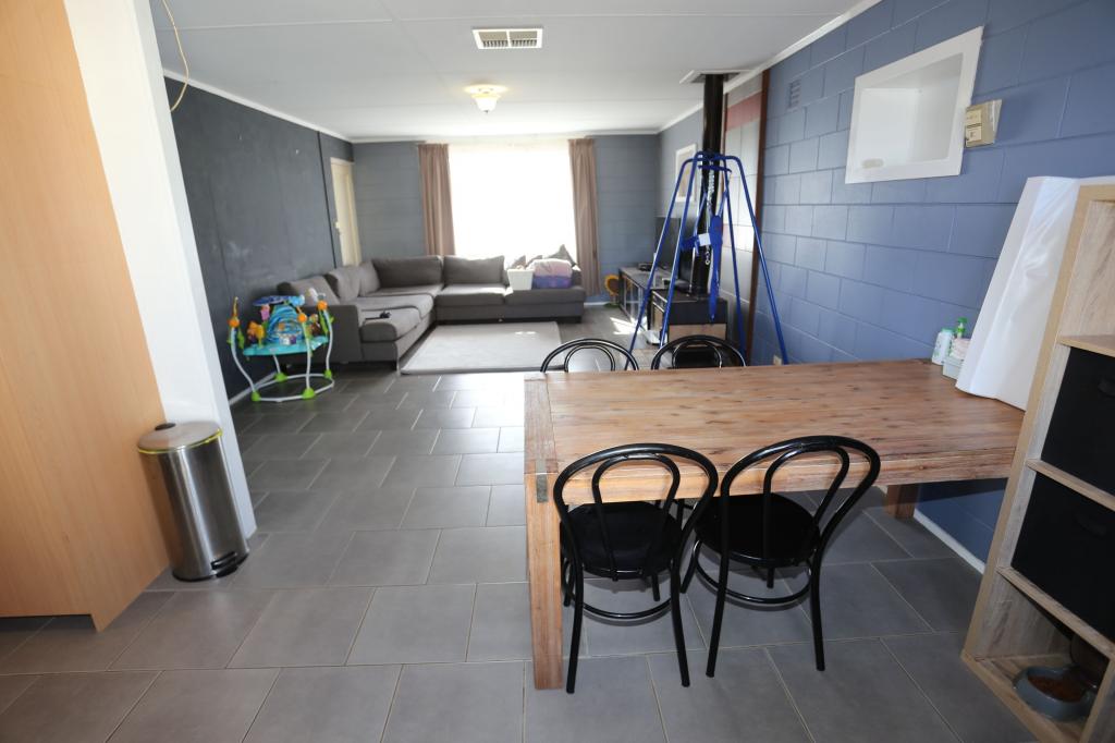 6 Hopbush St, Kambalda West, WA 6442