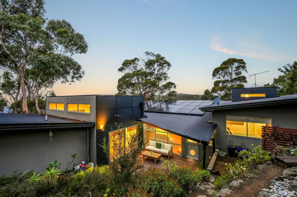 2 Correa Pl, Tolmans Hill, TAS 7007