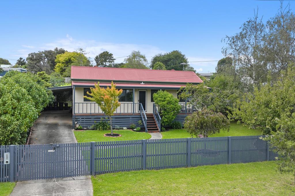 8 Russell St, Drouin, VIC 3818