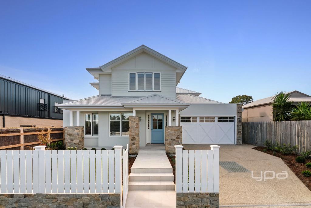 29A HEALES ST, DROMANA, VIC 3936