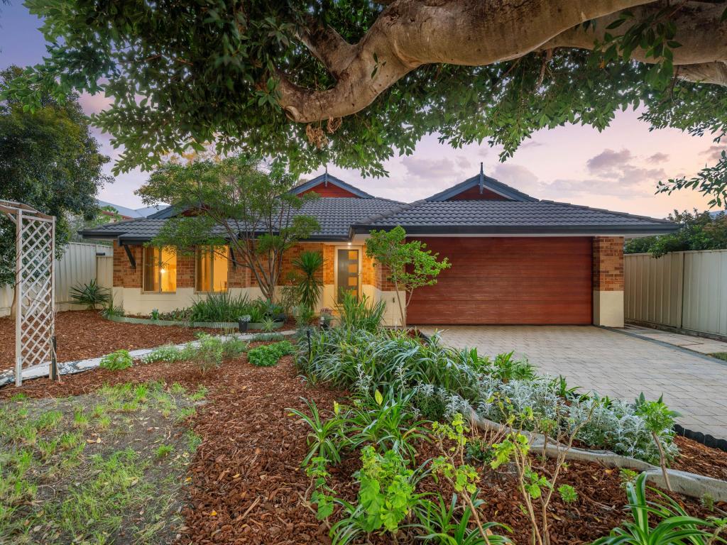 54 CAMBERWELL ST, EAST VICTORIA PARK, WA 6101