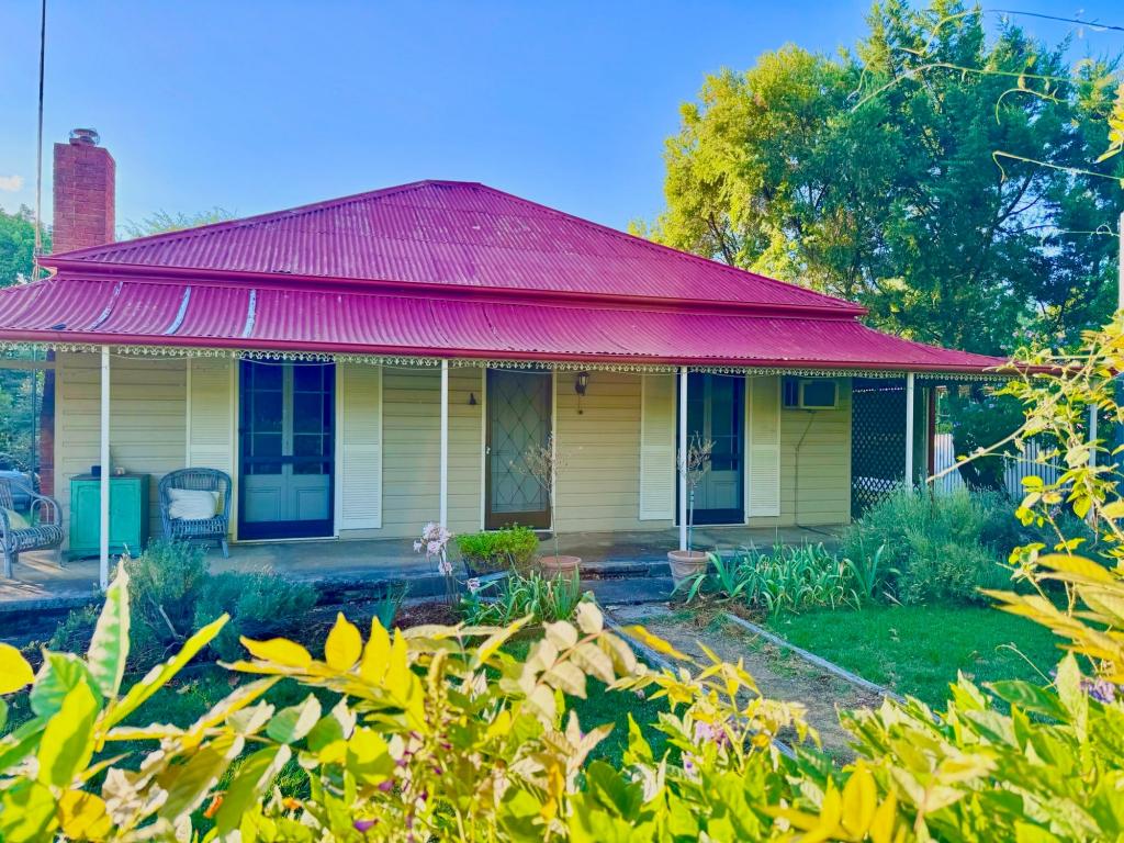 62 Selwyn St, Adelong, NSW 2729