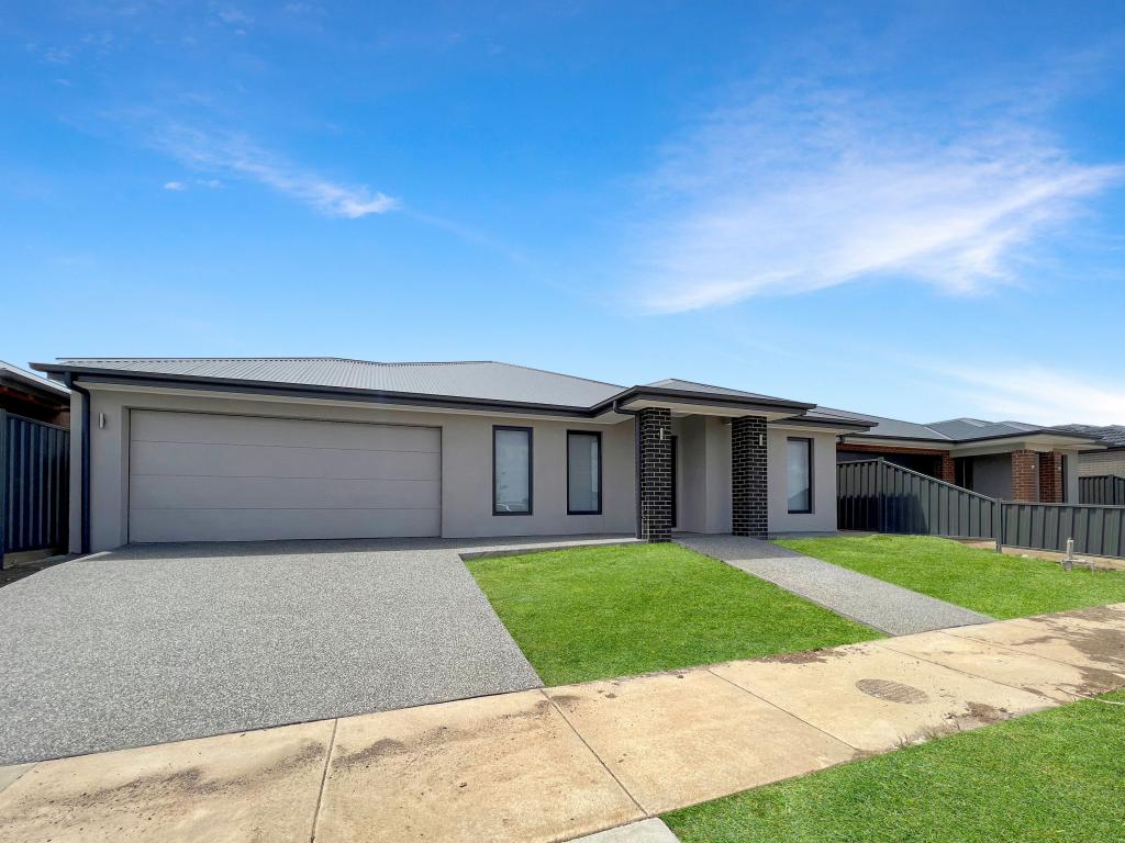 22 Mcgeachin St, Lucas, VIC 3350