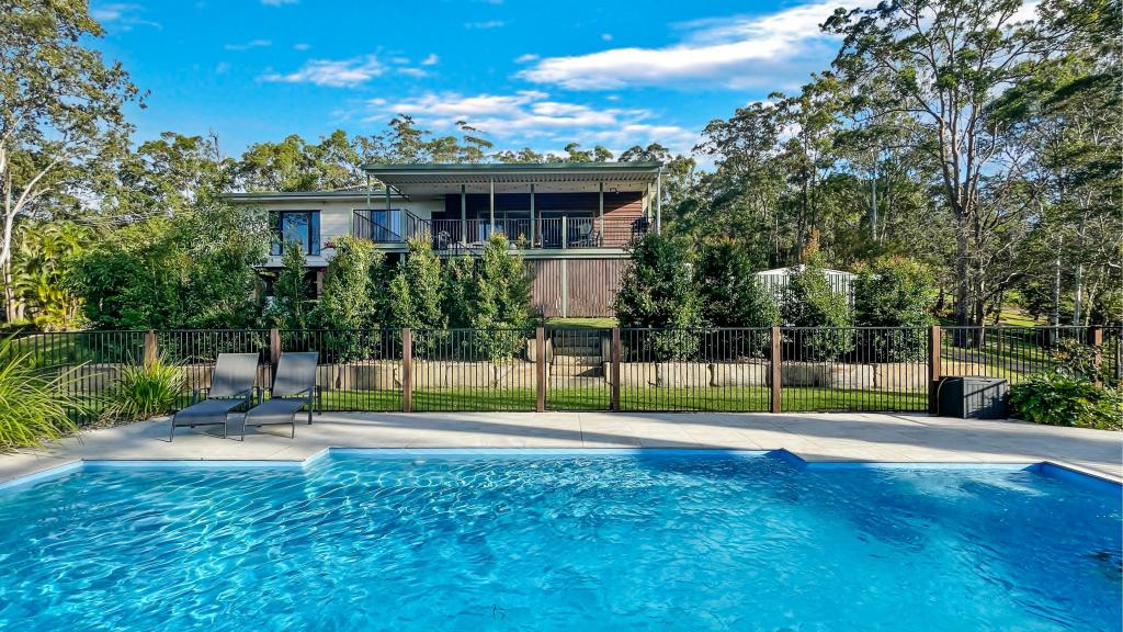 357 Hunchy Rd, Hunchy, QLD 4555