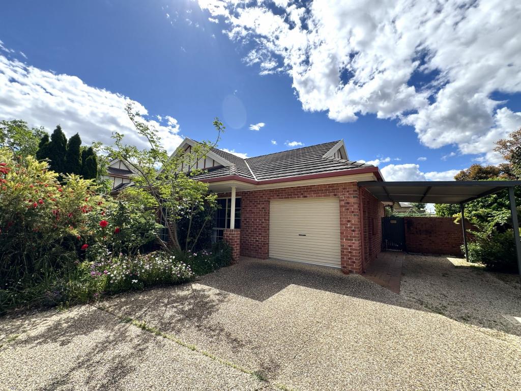 2/965 Burrows Rd, Glenroy, NSW 2640