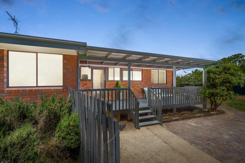 10 Altair Pl, Giralang, ACT 2617