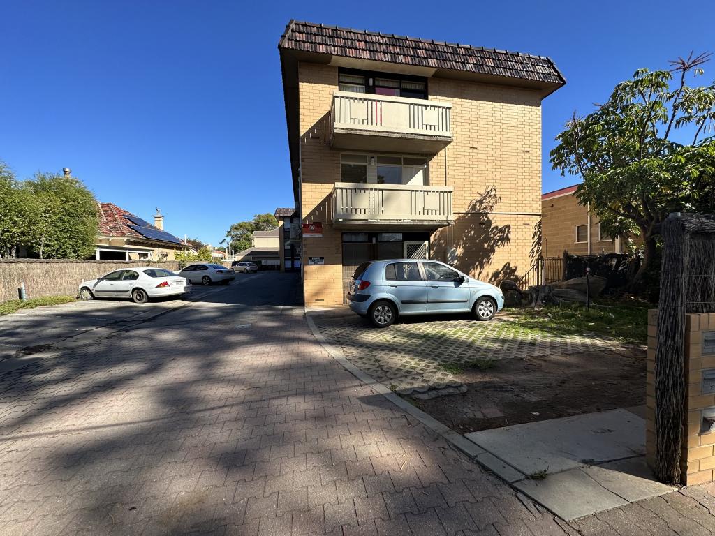 2/25 Partridge St, Glenelg, SA 5045