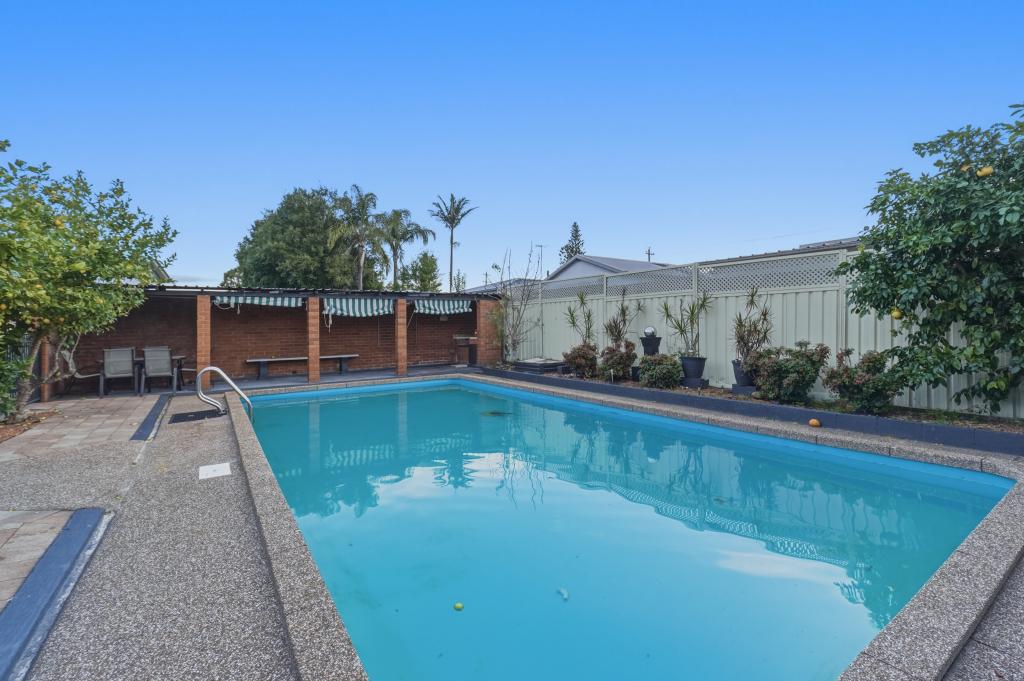32 & 32A BASS ST, COLYTON, NSW 2760