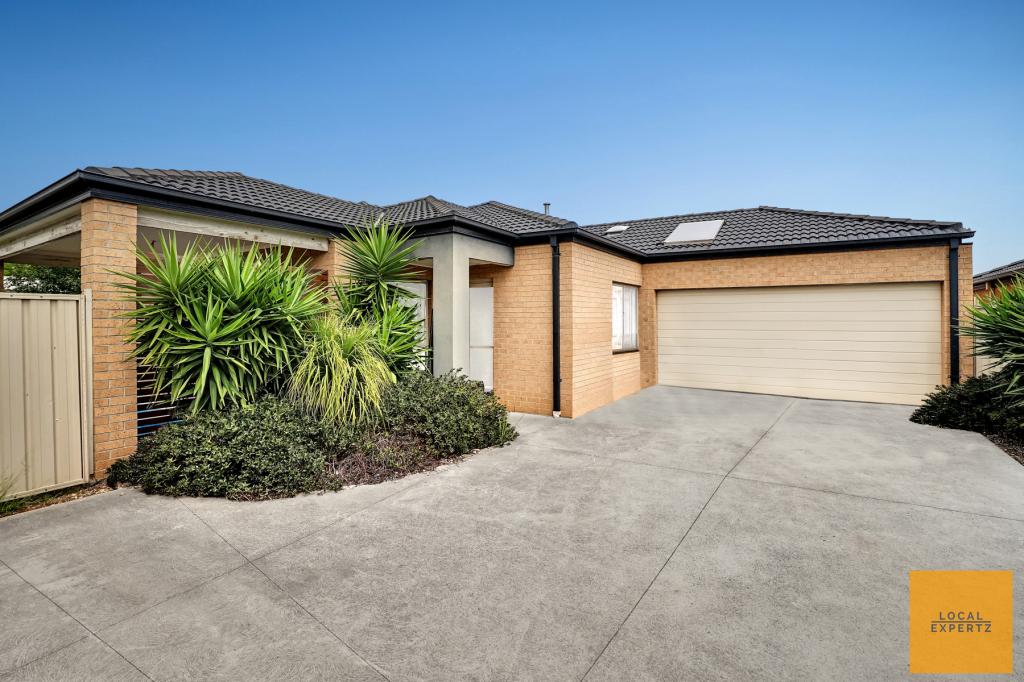 2/6 Borrowdale Rd, Harkness, VIC 3337