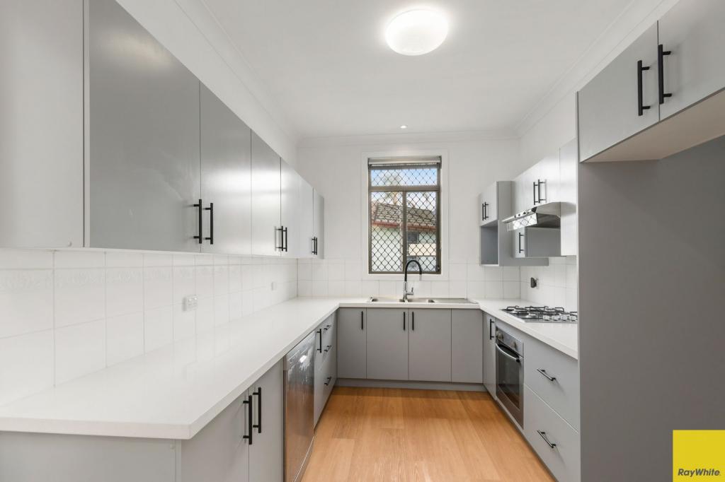 5 Graham St, Unanderra, NSW 2526