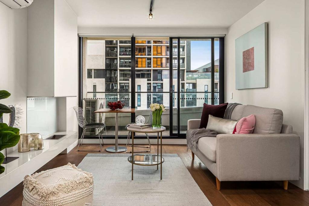 2 Claremont St, South Yarra, VIC 3141