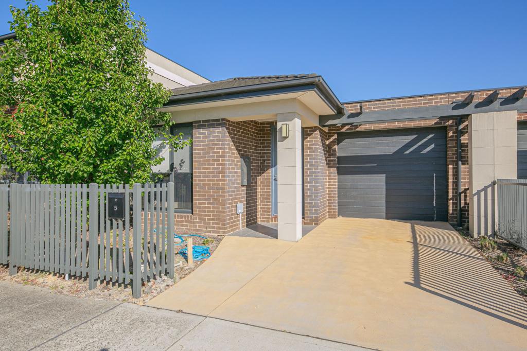 5 Goshawk St, Narre Warren, VIC 3805