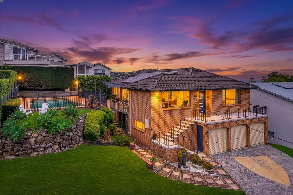 12 Circulo Dr, Copacabana, NSW 2251