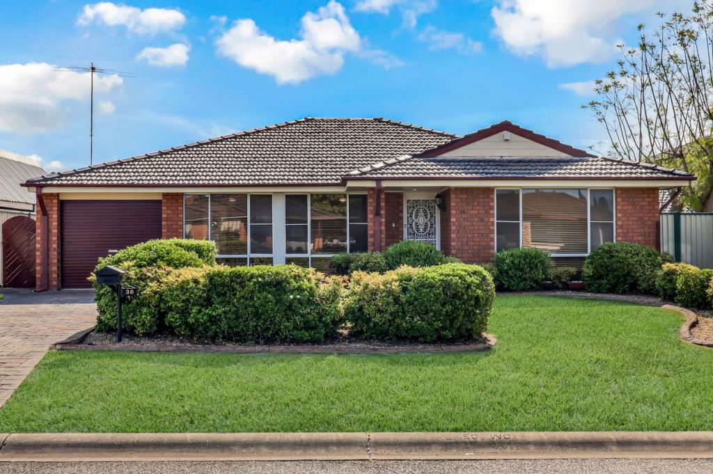 38 Dryberry Ave, St Clair, NSW 2759