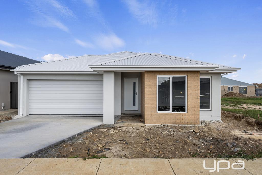 6 Gibson St, Lucas, VIC 3350