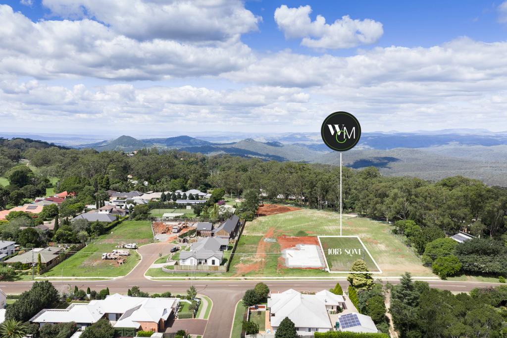 520 MACKENZIE ST, MIDDLE RIDGE, QLD 4350