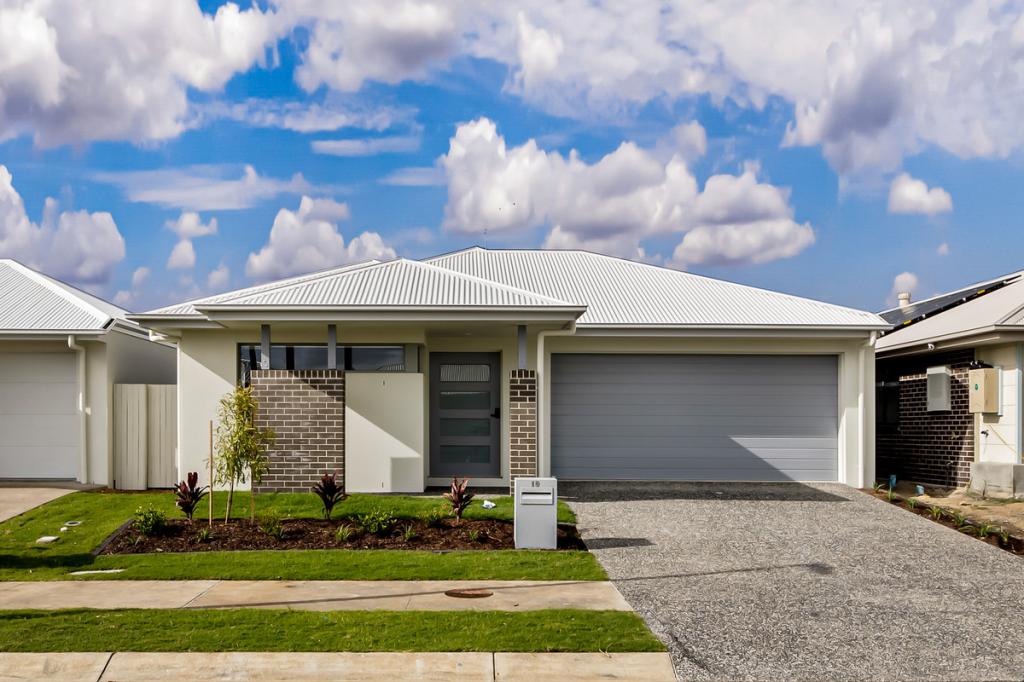 19 Torbreck St, Banya, QLD 4551