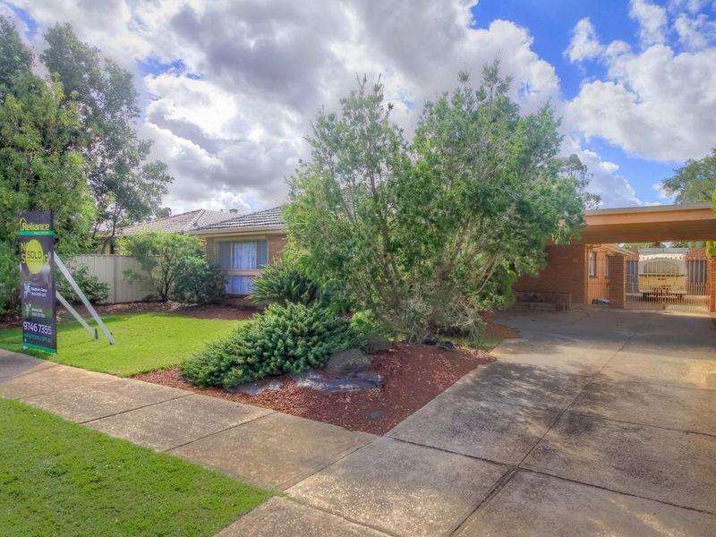 6 Joan St, Melton, VIC 3337