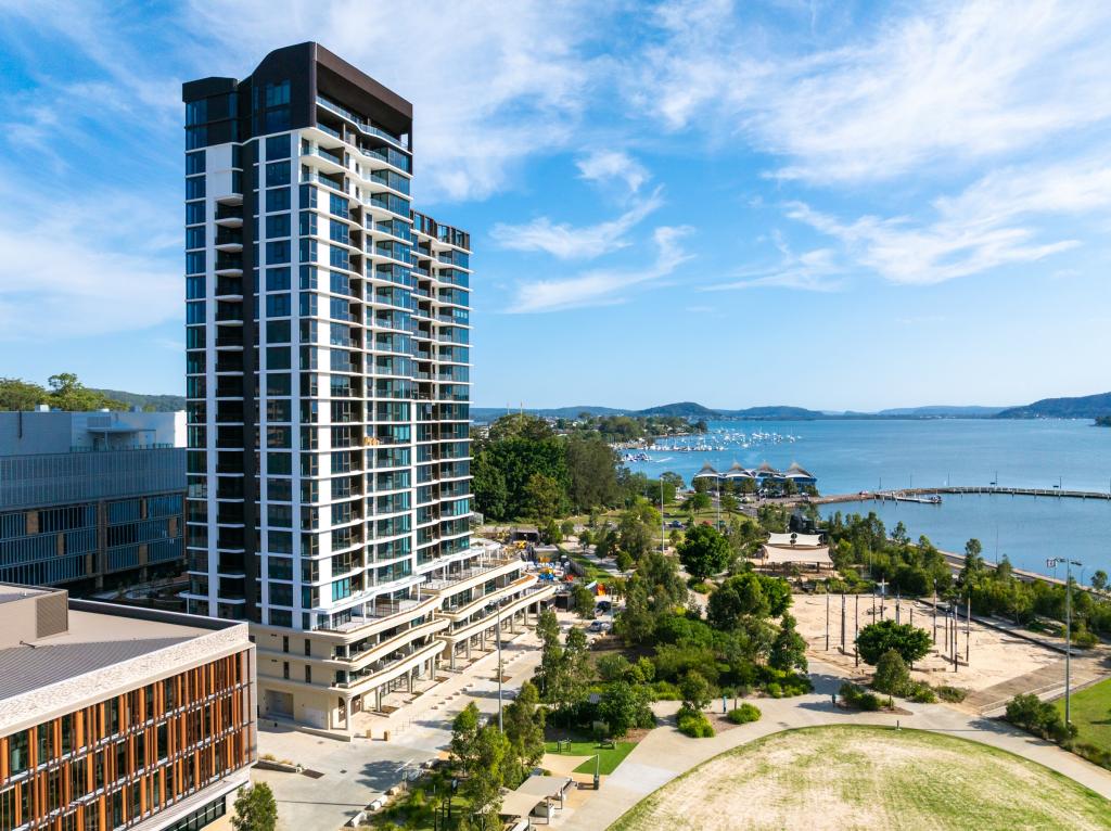 1706/36 Baker St, Gosford, NSW 2250