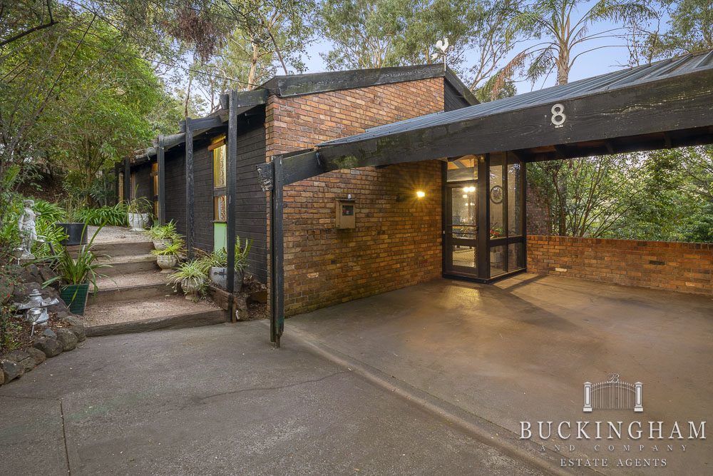8 Penrith Ct, Eltham, VIC 3095