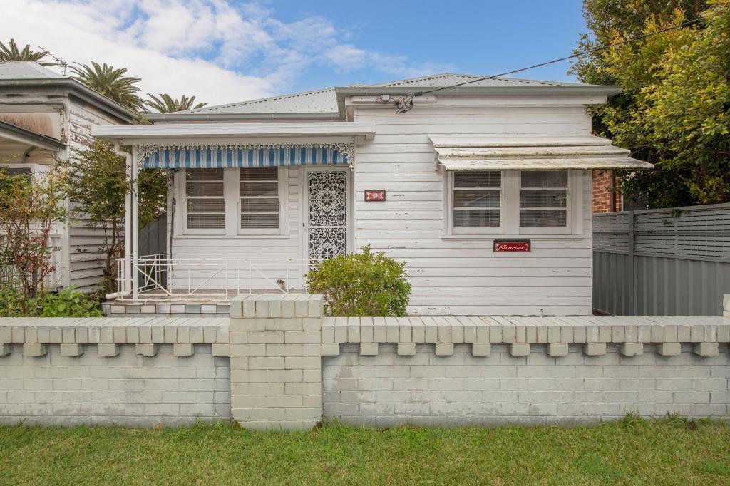 9 Bridge St, Hamilton, NSW 2303