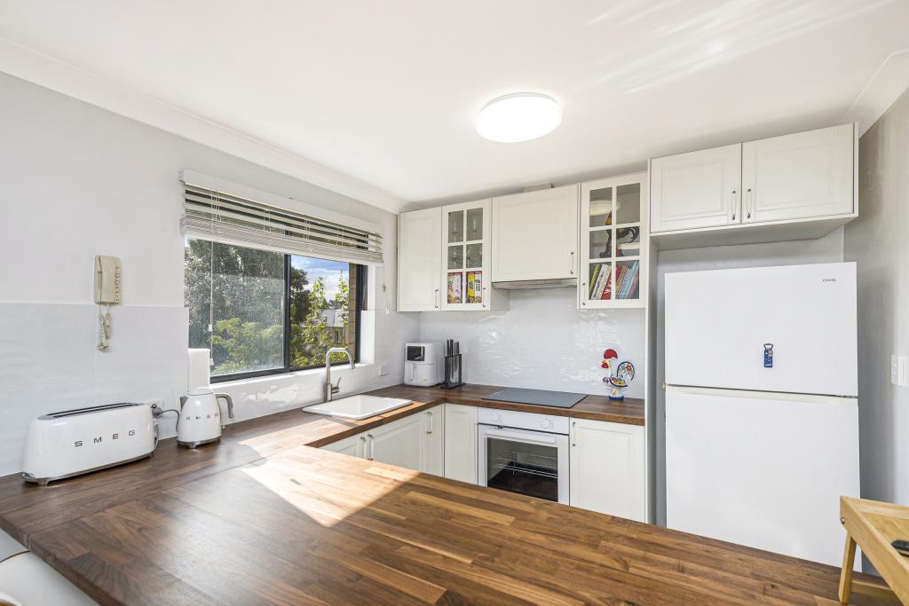 18f Kirkham Hill Tce, Maylands, WA 6051