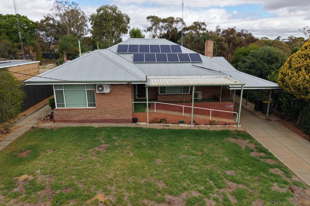 25 Macdonald St, Quairading, WA 6383