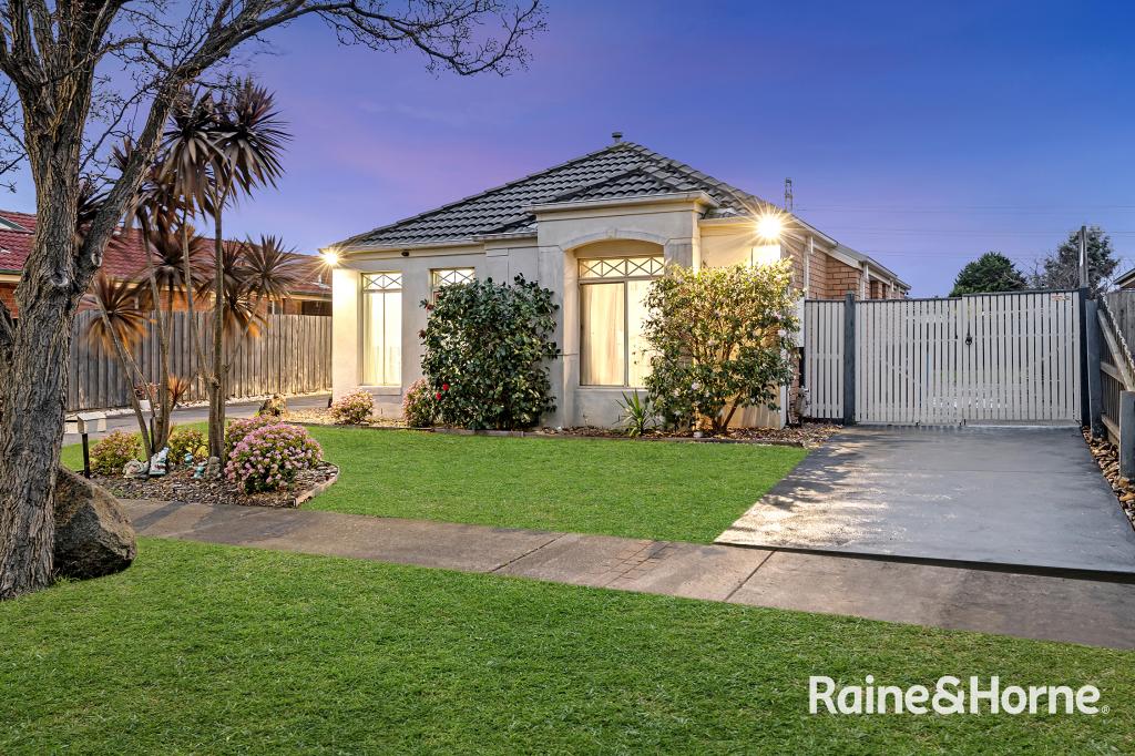 8 Middleham Cl, Cranbourne West, VIC 3977