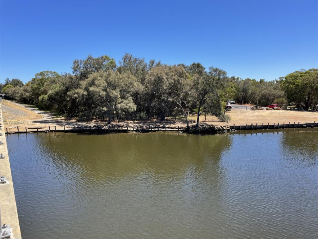 55 OLD PINJARRA RD, GREENFIELDS, WA 6210