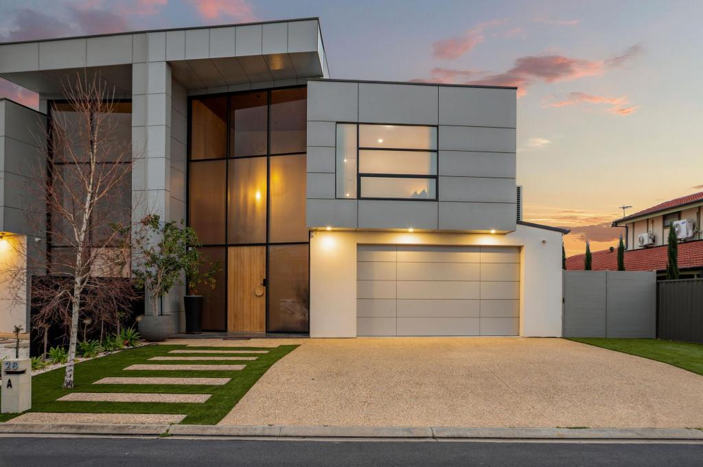 28A MCDONALD GR, WEST LAKES, SA 5021