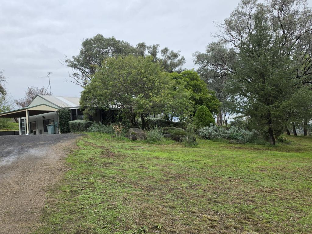 419 Henry Lawson Way, Young, NSW 2594