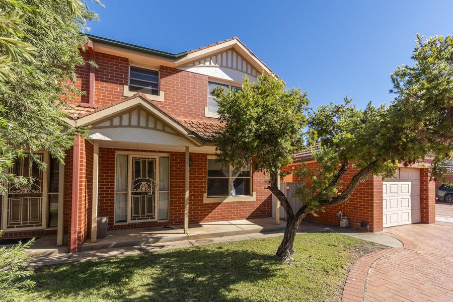 16/11 Crampton St, Wagga Wagga, NSW 2650