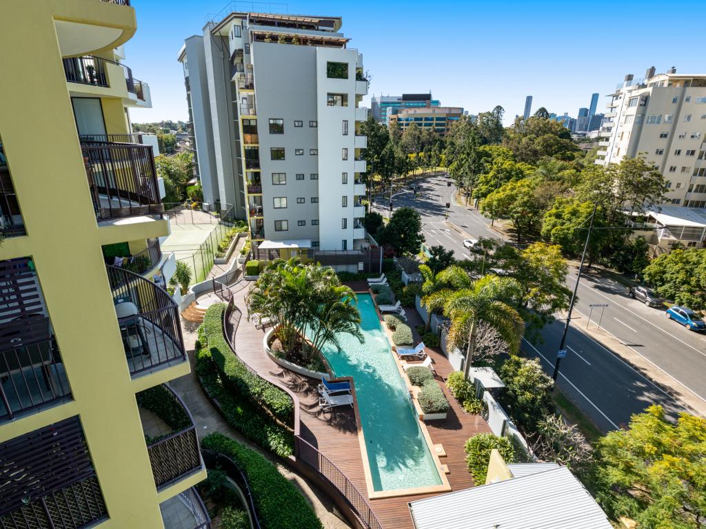 143/8 Land St, Toowong, QLD 4066