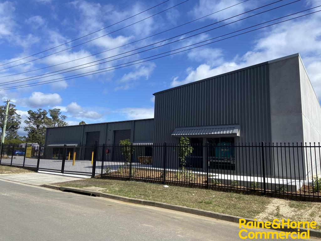 UNIT 3/30 COMMERCE ST, WAUCHOPE, NSW 2446