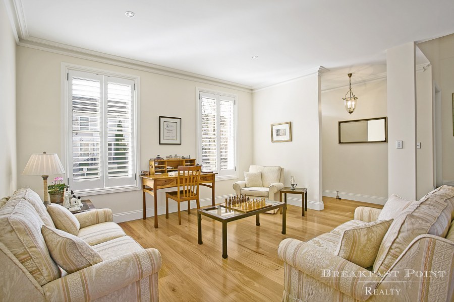 8 BREAKFAST POINT BVD, BREAKFAST POINT, NSW 2137