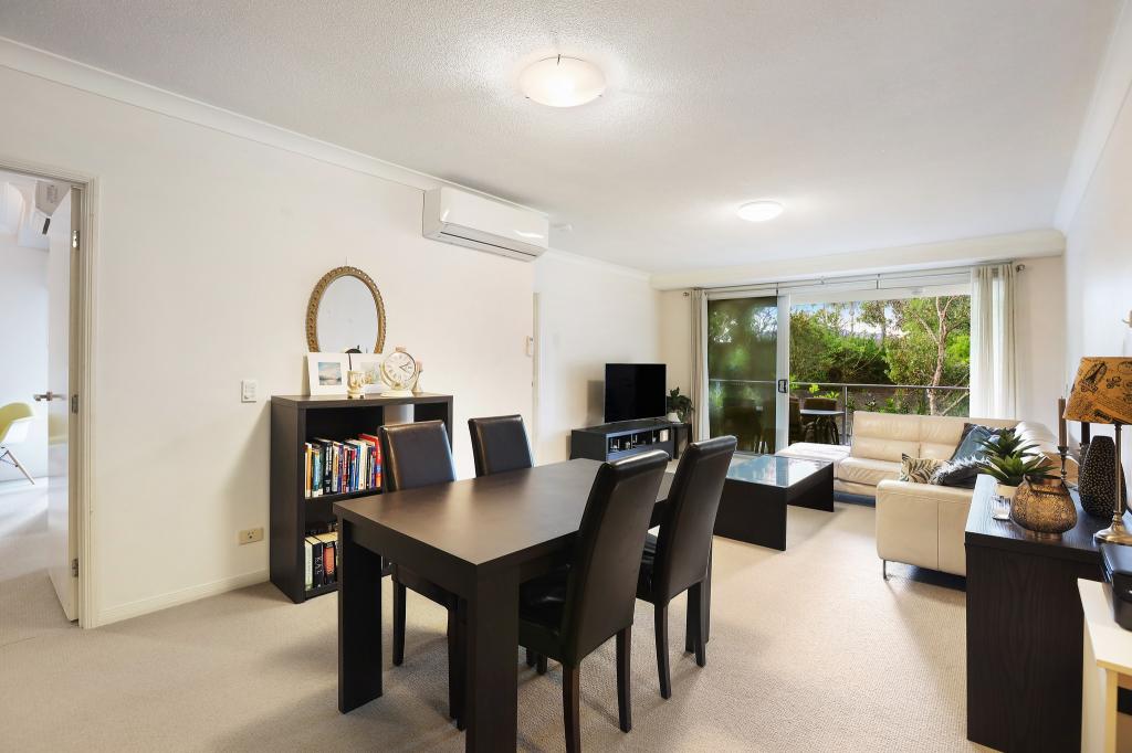 2101/12 EXECUTIVE DR, BURLEIGH WATERS, QLD 4220