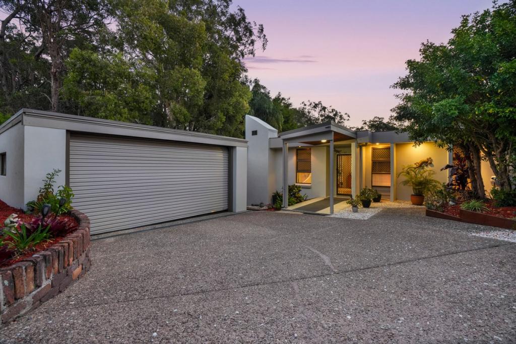 11 Plateau Dr, Springwood, QLD 4127