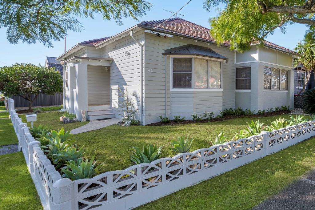 42 Veda St, Hamilton, NSW 2303