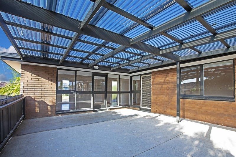 2 Konrads Cres, Highton, VIC 3216